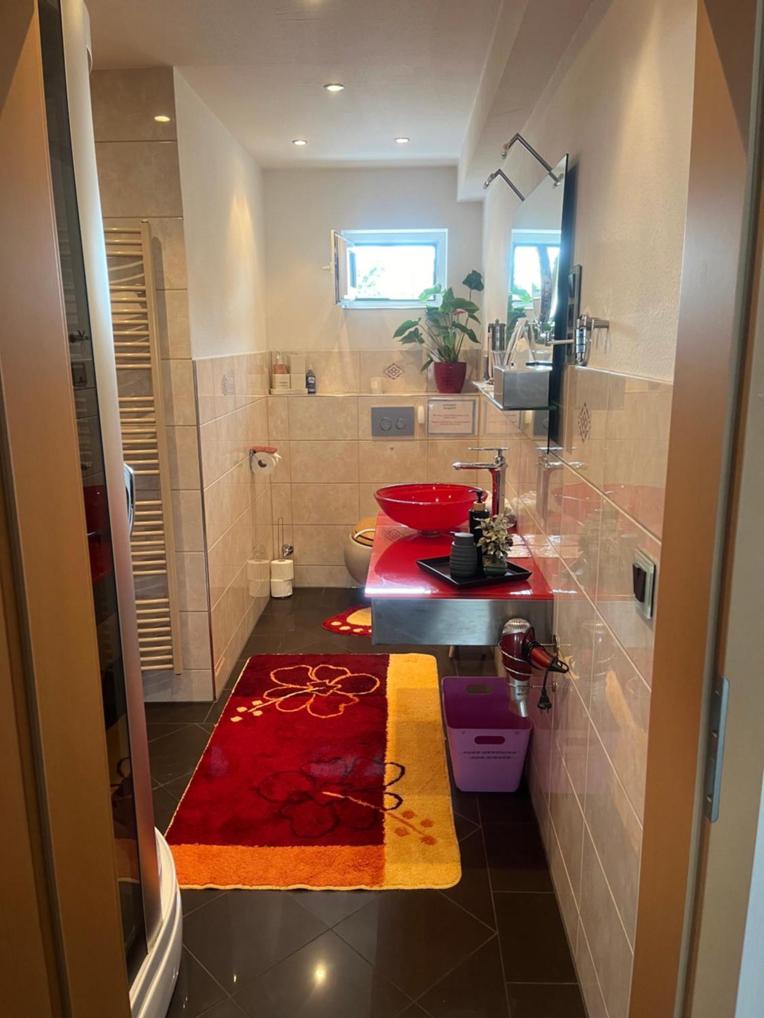 Gaestezimmer In Ratingen Bei Duesseldorf Mit Einem Hauch Luxus Zewnętrze zdjęcie